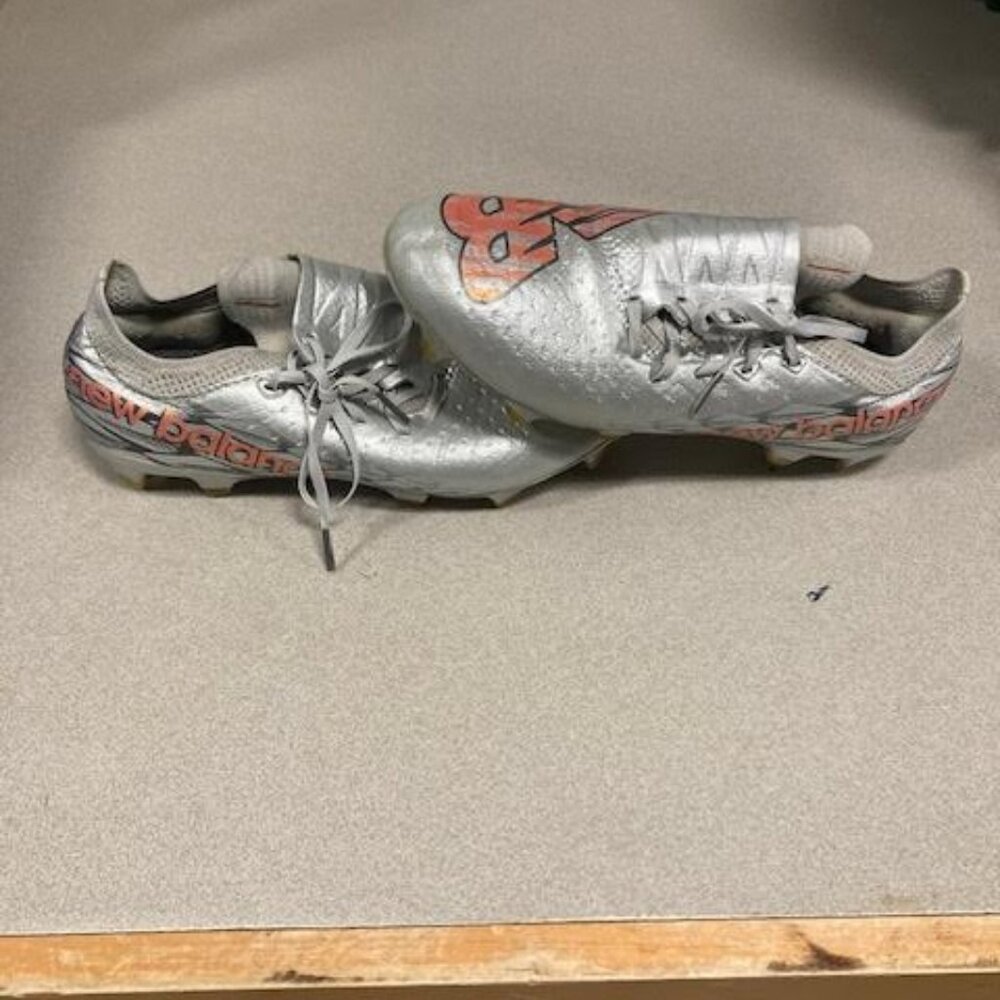womens soccer new balance cleats